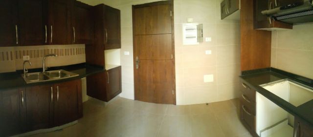 Apartment to rent in Ain El Mreiseh